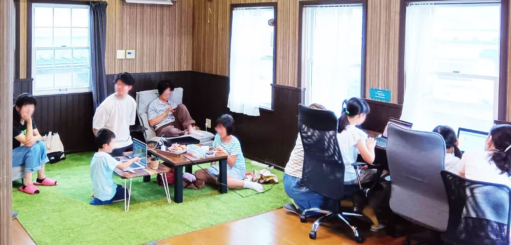 久しぶりに満員御礼✨第34回CoderDojo開催しました! thumbnail