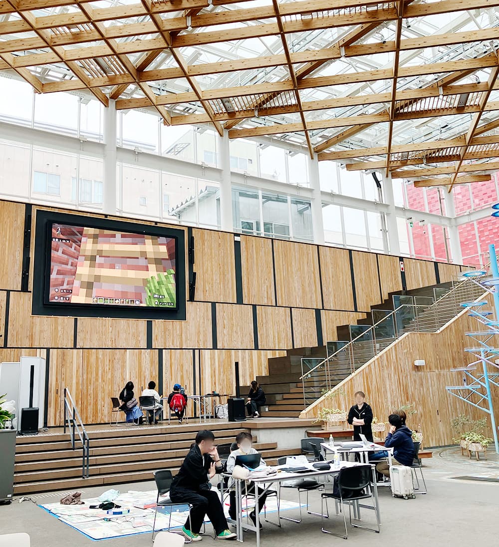 大型ビジョンで大興奮! 【拡大版】第43回CoderDojo八戸@マチニワ thumbnail